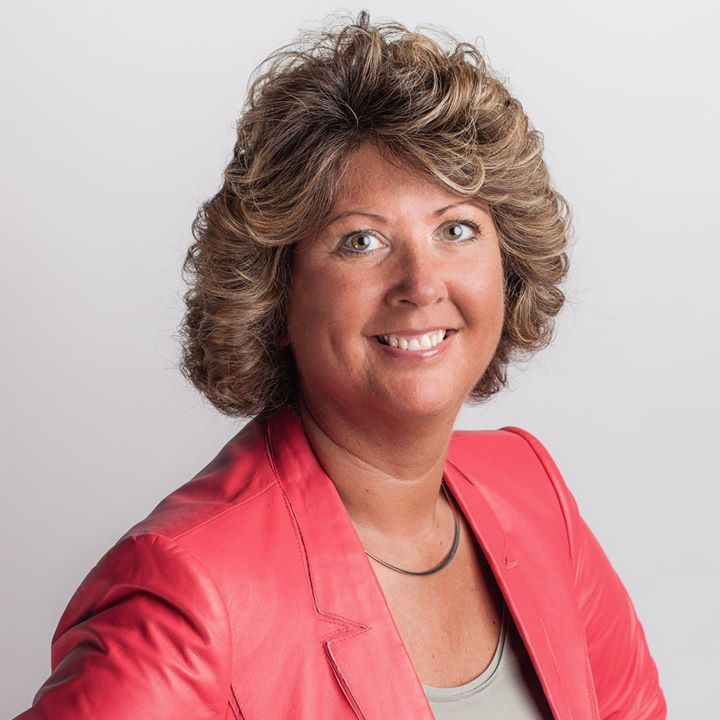 Rhonda Holt